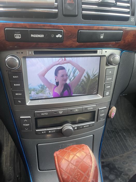 Мултимедия за тойота авенсис т25
