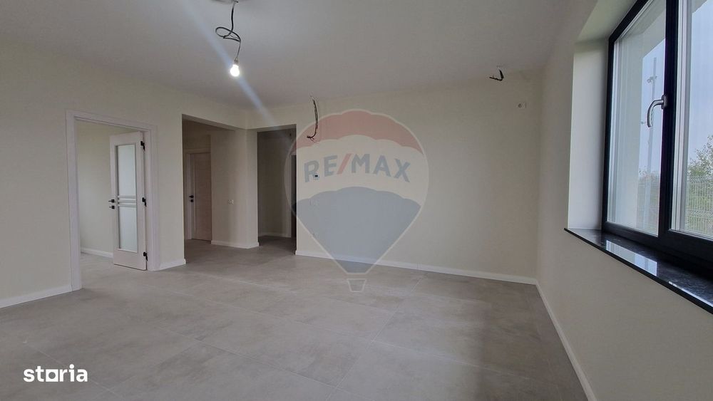 Casă / Vilă cu 3 camere de vânzare Ciocanesti