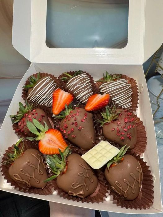 Клубника Шоколаде 8 Март Подарок