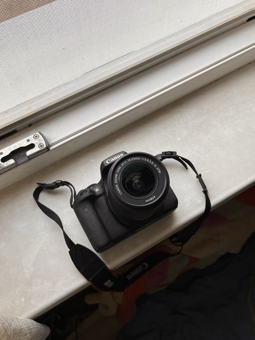 Фотоапарат Canon eos 750d