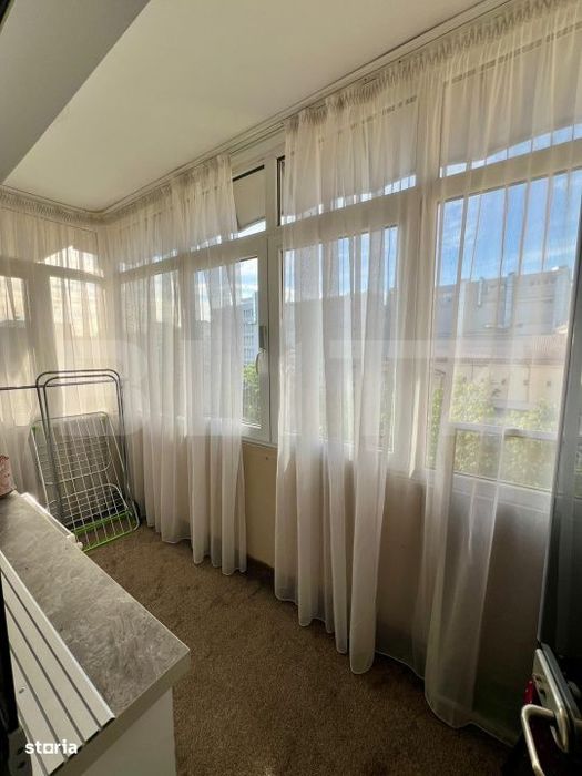 Apartament cu 3 camere, 115 mp, centrala si AC, zona Ultracentral