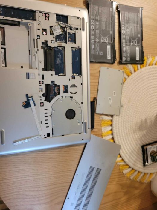 Лаптоп HP ProBook 450 G5 1LU56AV на части