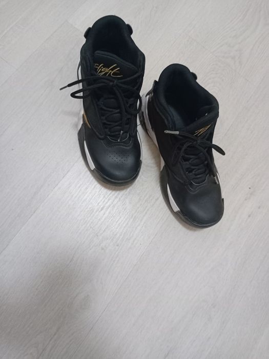 Маратонки за баскетбол