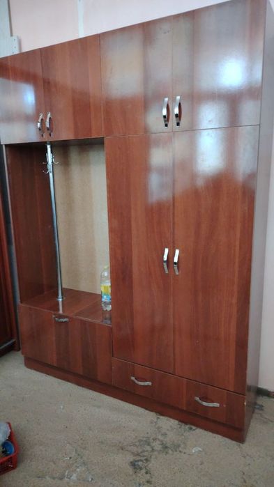 Шкафы в отличном состояние