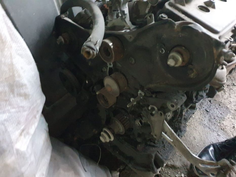 Продам двигатель 1 mz 3,0 л