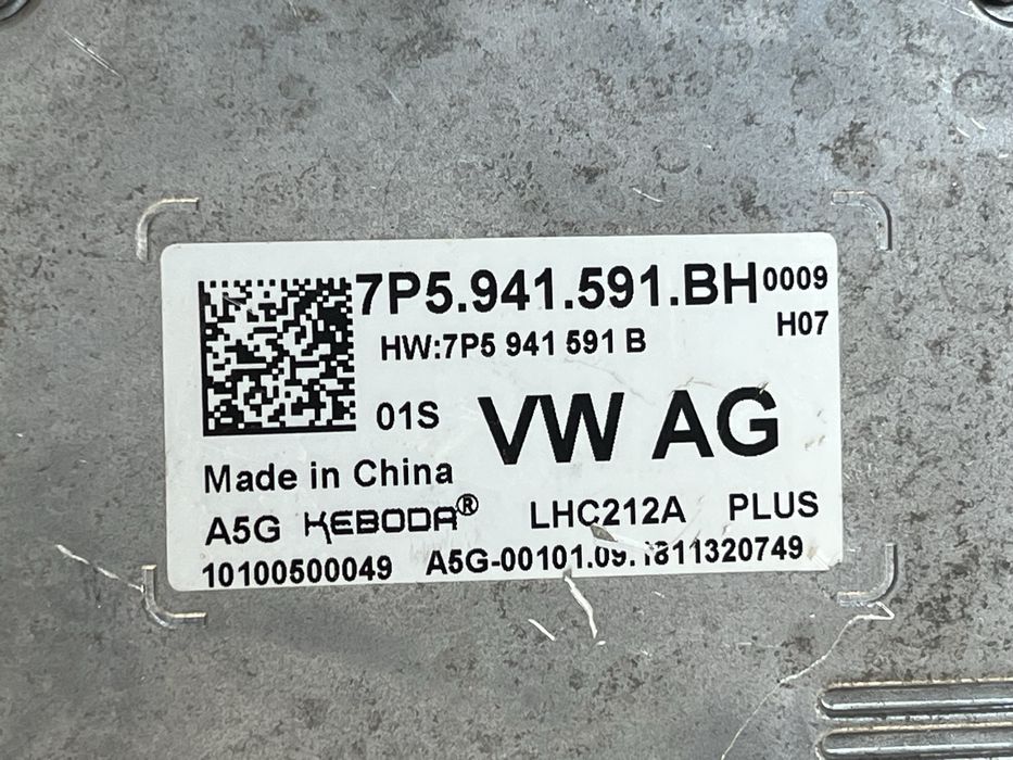 Комплект оригинални оборудвани фарове за Cayenne 9Y