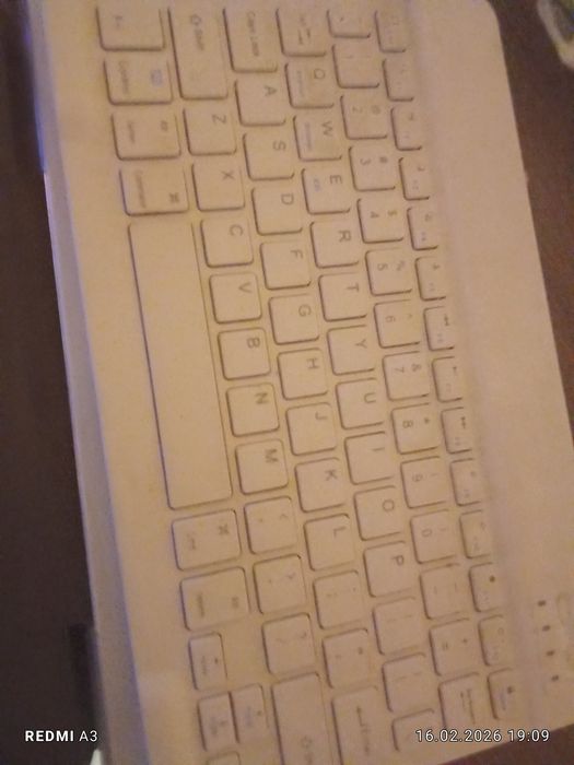 Tableta youtopt cu tastatura