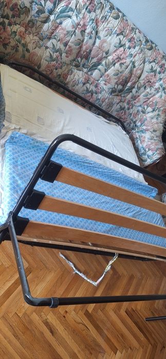 Два фотьойла и триместен диван