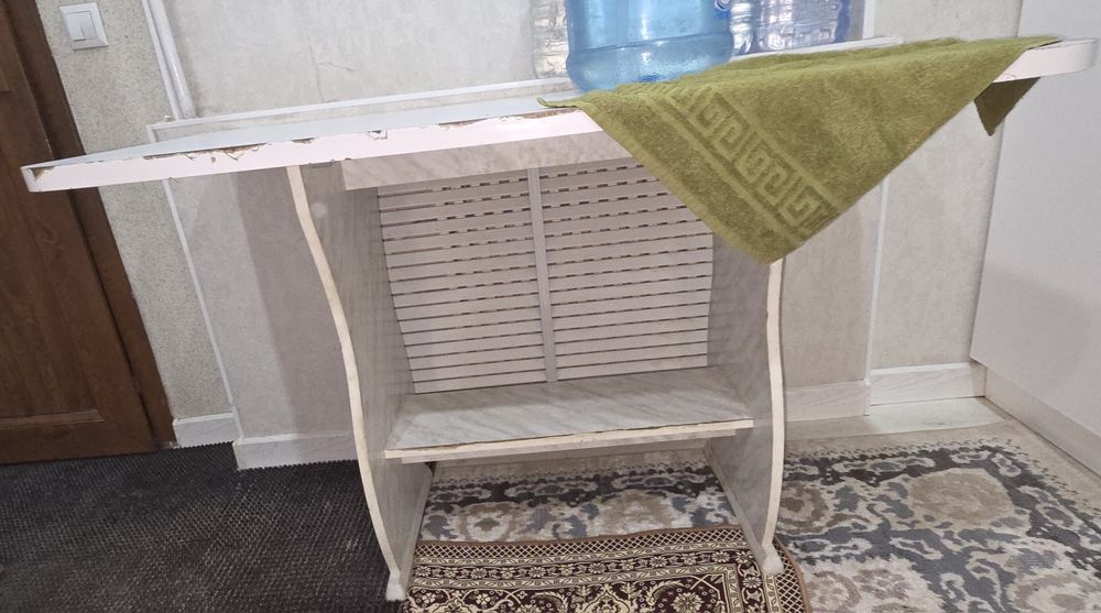 Продается   стол