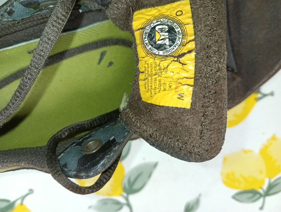 Cat N 38 кецове кожени - 15 лв