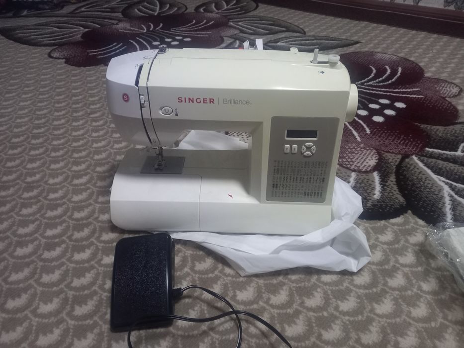 Zinger машинка в хорошем состоянии остальное всё по телефону