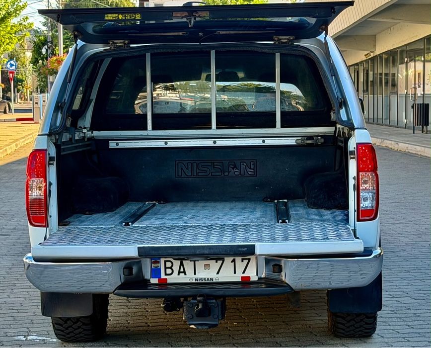 NISSAN Navara 2011 — imagine 4
