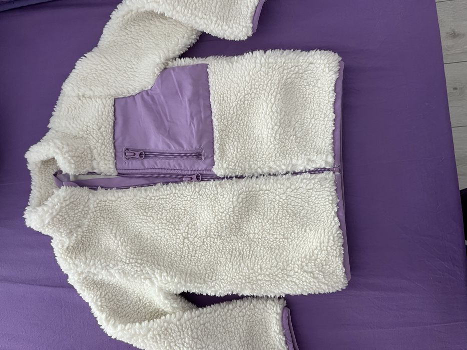 Преходни якенца за момиченце.