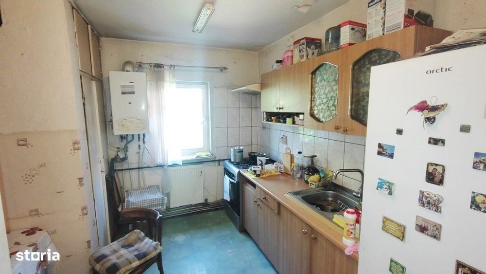Apartament 4 camere, et.2/4, 79.8 mp, spatios, Dambul Rotund
