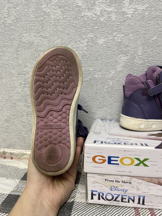 Кеды геокс на девочку 29 р