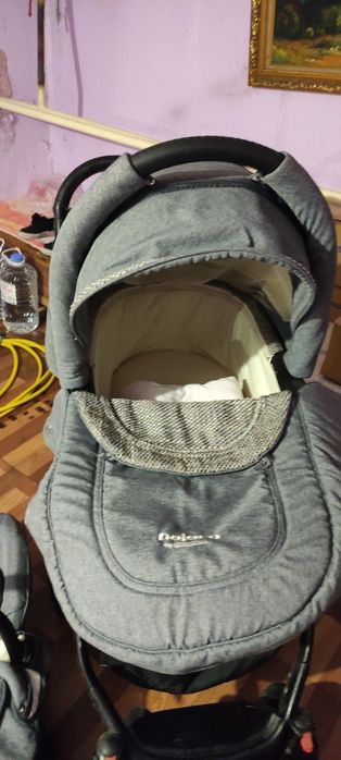 Коляска три в одном