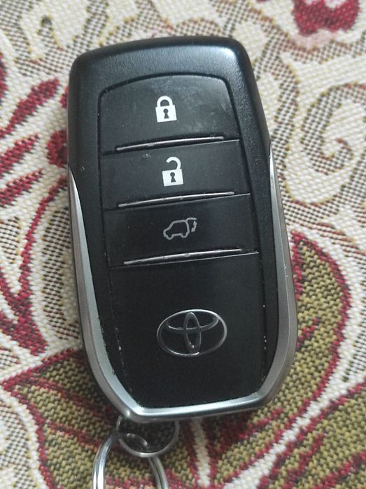 Оригинальный Smart Key Toyota / бесключевой доступ