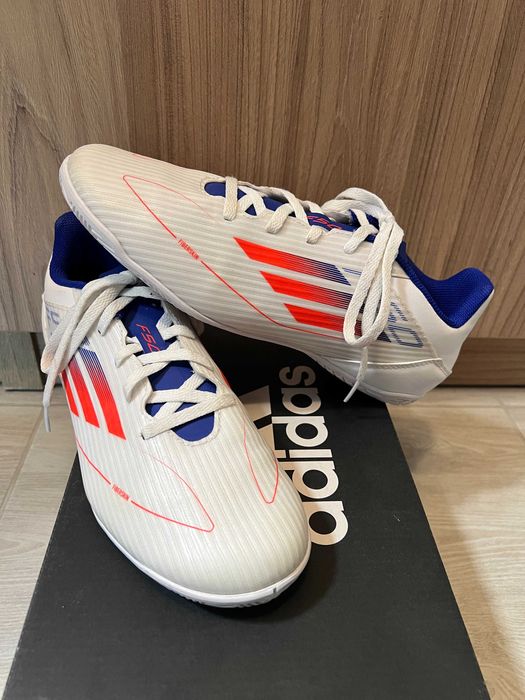 adidas F50 club маратонки за футбол номер 41,5