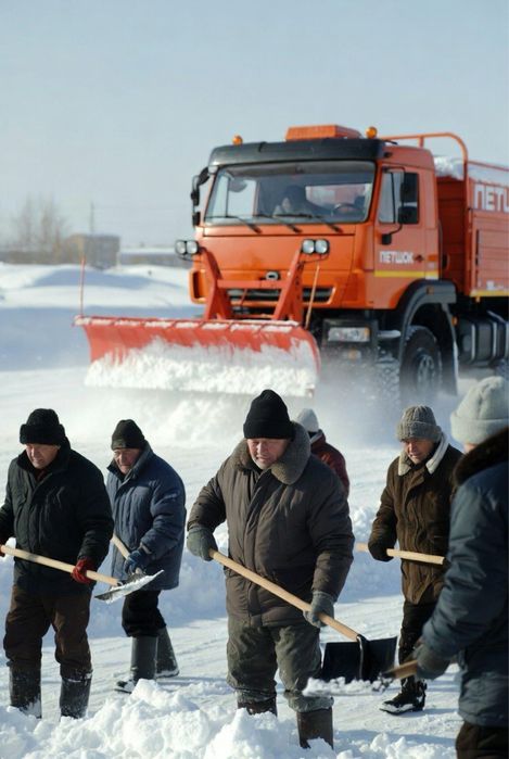 Расчистка территории под стройку