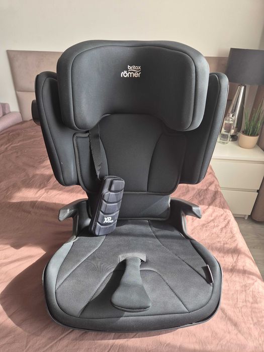 Детски столчета Britax Romer KidFix Pro & BR - в цвят пепел от рози и черен (3.5г до 12г)