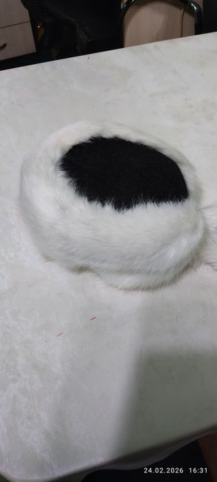 Продам женскую шапку