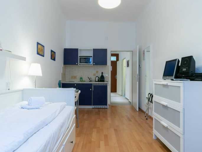 Дава се под наем Едностаен апартамент в Пловдив, Мараша - 45 кв.м за 198.9 € - Снимка #1