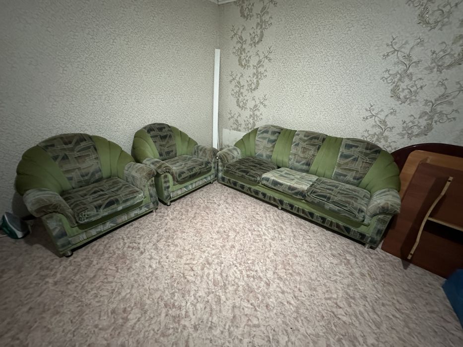 продам мягкую мебель все вместе