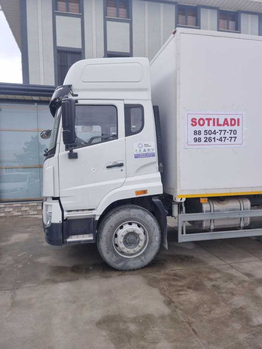 Howo Yuk moshina (Yuk furgoni) sotiladi