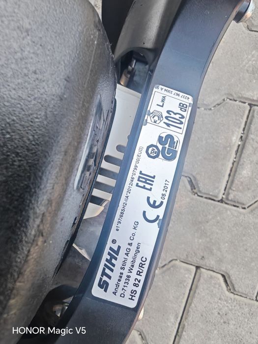 Foarfeca gard viu STIHL HS82 R