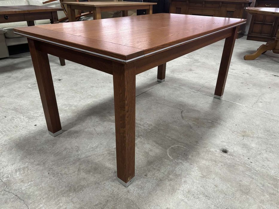 Разтегателна трапезна маса