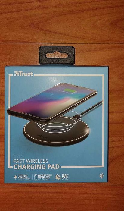 Incarcator wireless Trust QYLO, fast charging, negru - ideal cadou