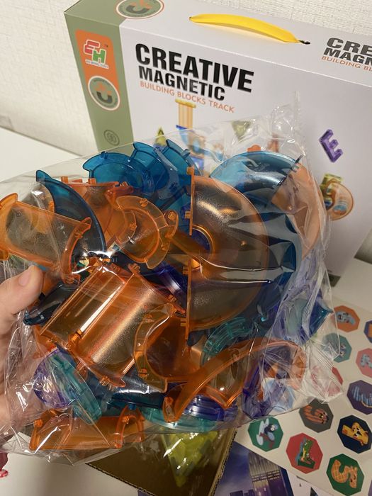 Магнитен конструктор Път с топчета - 108 части