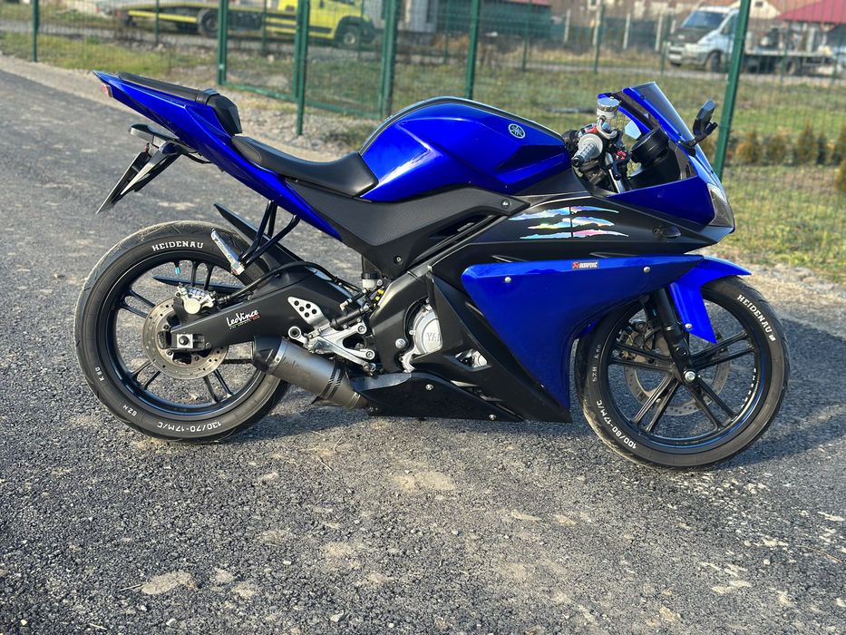 Yamaha yzf 125 A1 Leo Vince