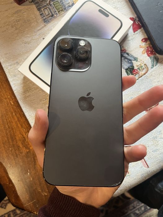 iPhone 14 Pro Max 100% battery health