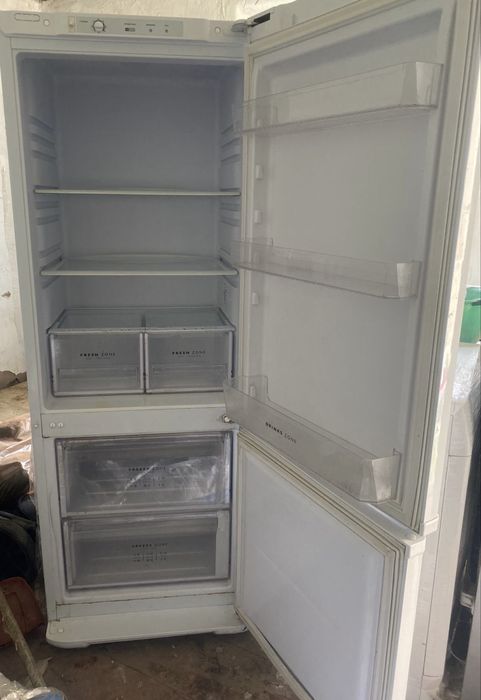 Холодильник продаммм