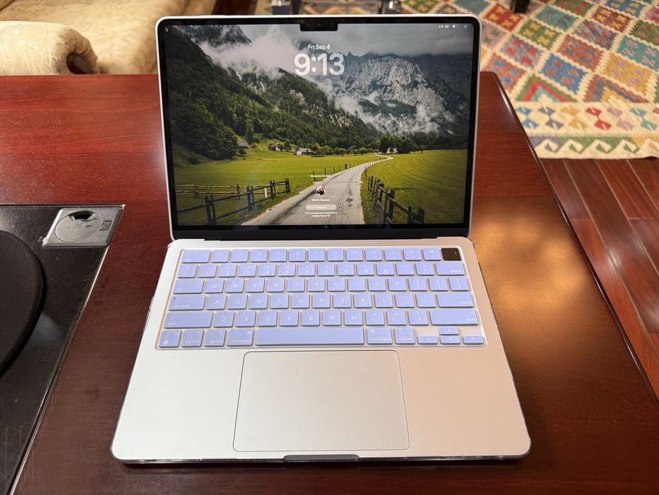 Mac Book Air M4 16/256 GB (2025)