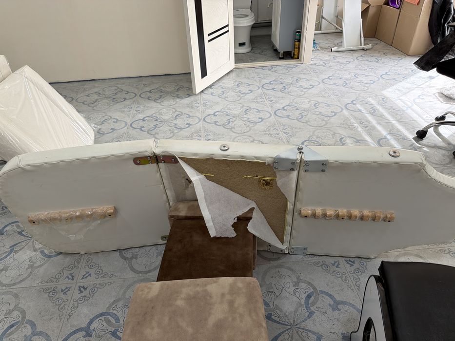 Продается кушетка