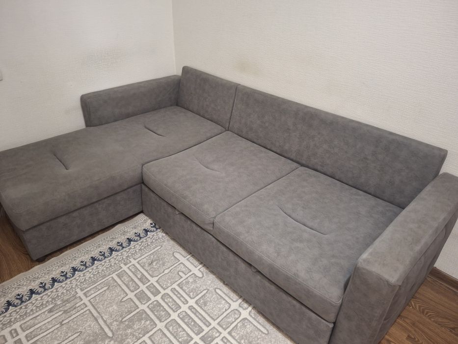 Продаётся  диван