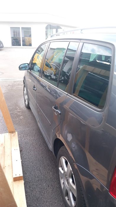 Фолксваген Туран 2.0 TDI 140 к.с. BKD