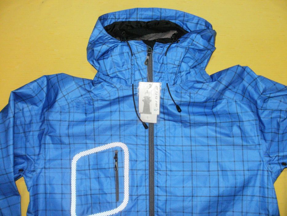 ARBIRO оригинална нова мъжка ветровка М