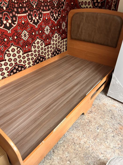 Мебель в хорошем состоянии.