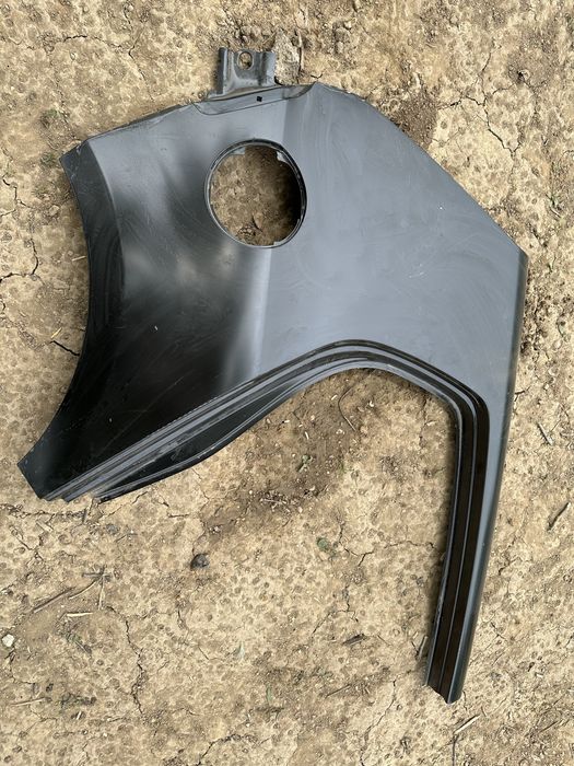 Aripă dreapta spate vw golf 6