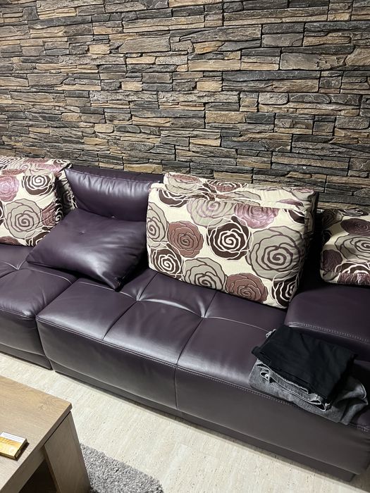 Coltar living din piele