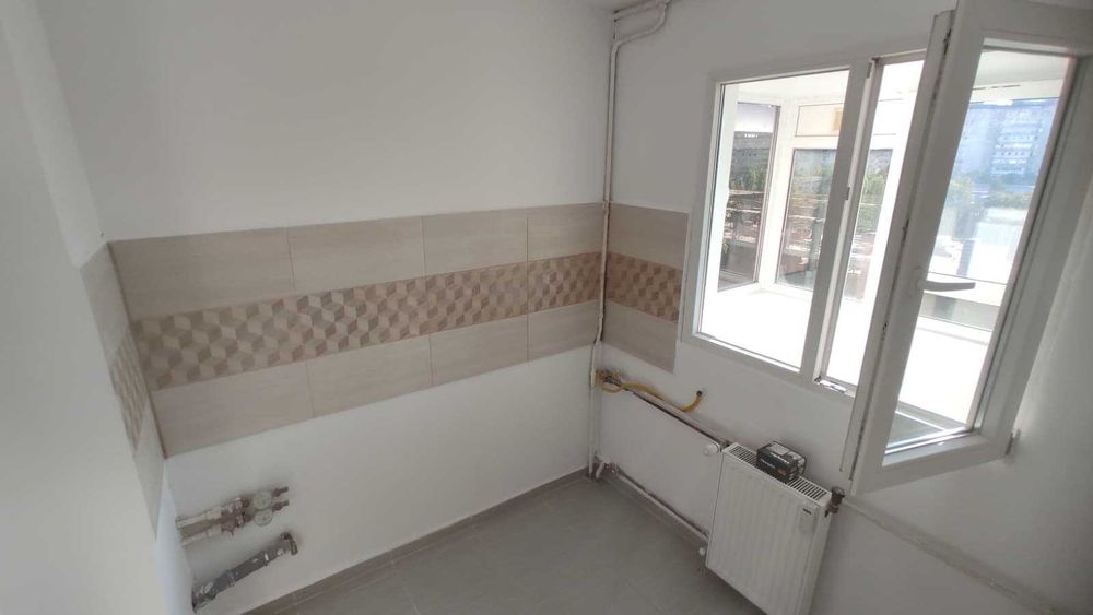 Vânzare - Apartament 3 camere Titan, Sector 3, București, Aleea Barajul Dunării, lângă Piața Miniș și Liceul Al. I. Cuza