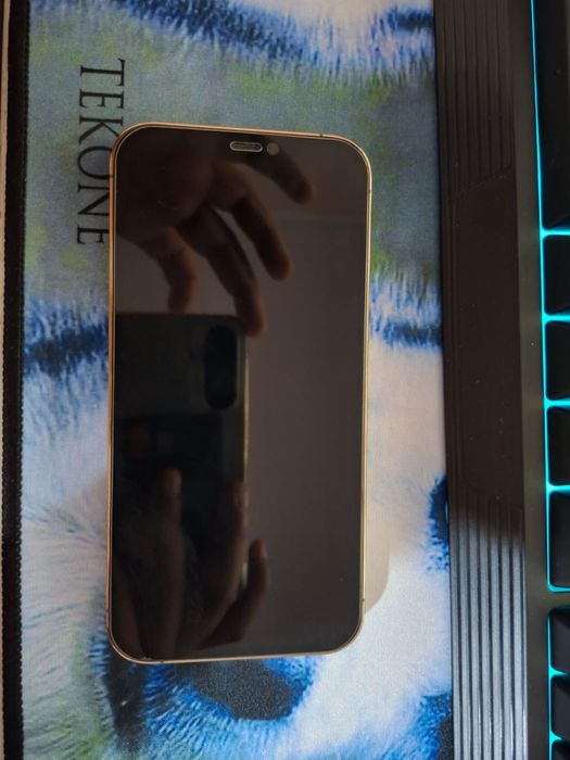 Iphone 12 pro gold