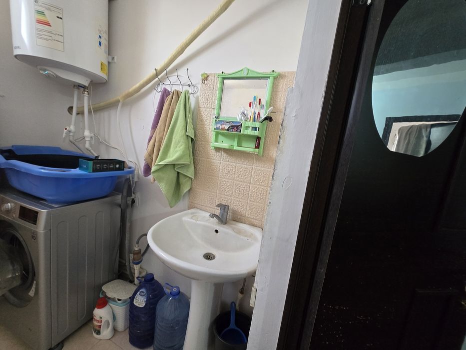 Kvartira 2 xonali Parkent 44m2