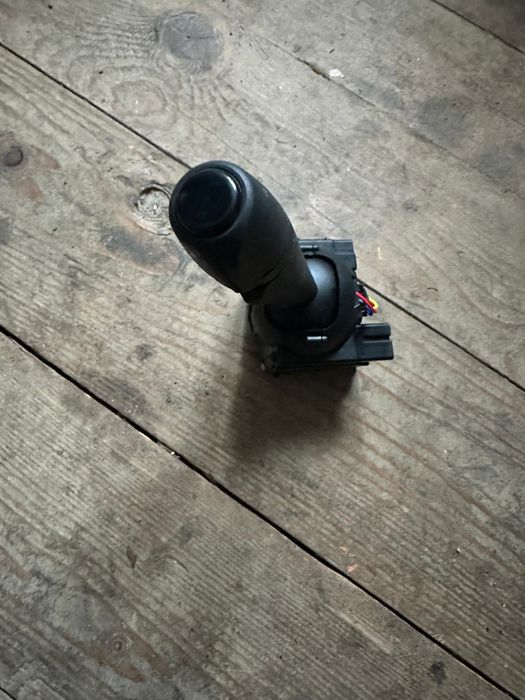 Manetă semnalizare și lumini pentru Dacia