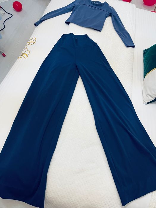 Pantaloni Calzedonia S + 2 bluze albastre