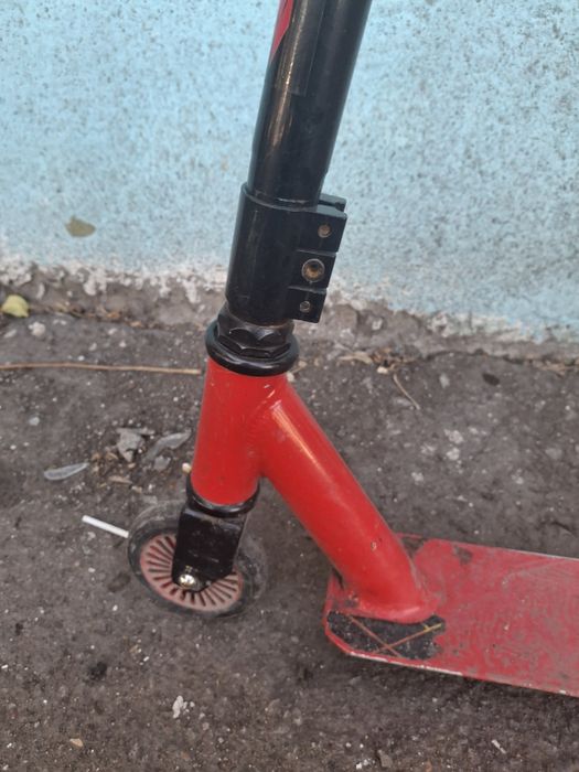 Продам самокат..
