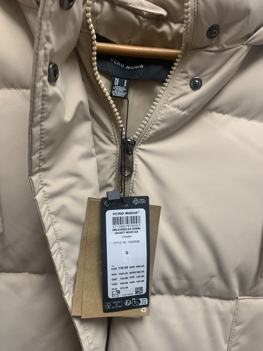 geaca cu eticheta VERO MODA